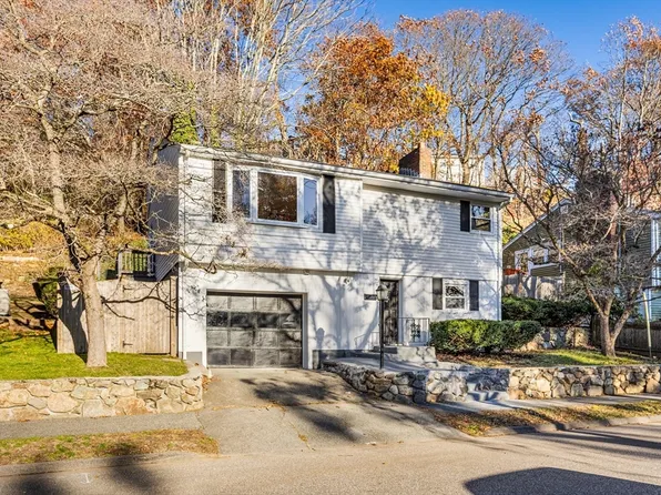 73 Lockwood Rd, Lynn, MA 01904