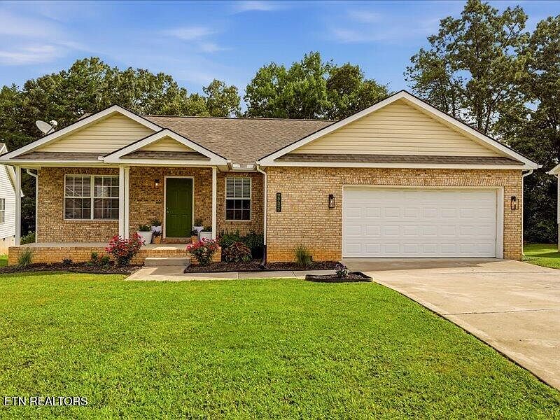1st image of 4412 Waldon Pond Ln