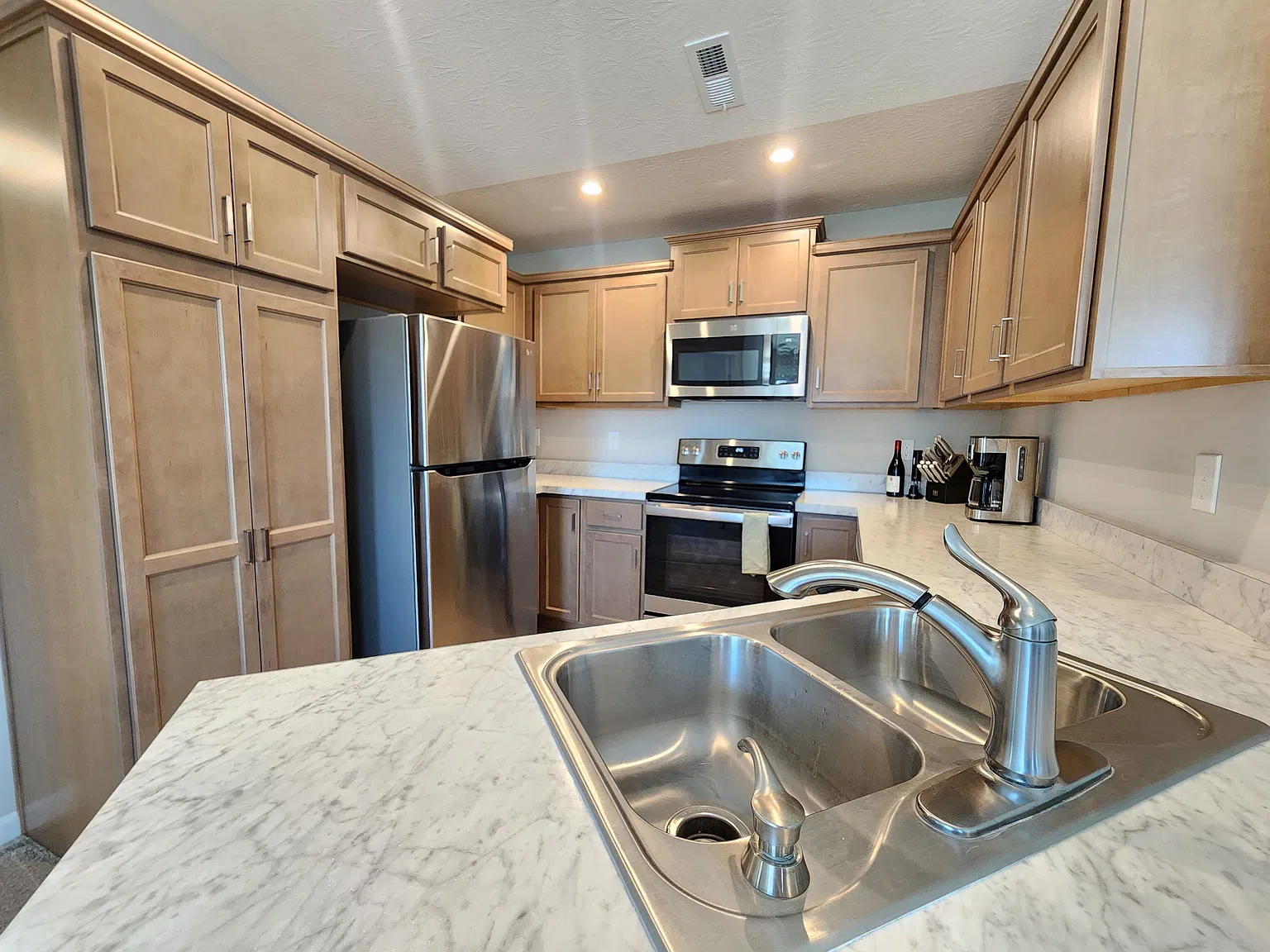 2 bed, 1112 sqft, $1,500 — Photo 4