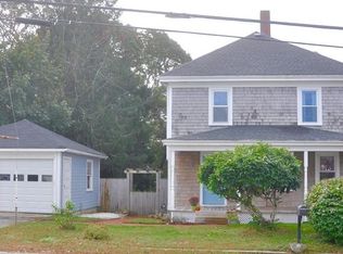 12 Cotuit Rd, Bourne, MA 02532