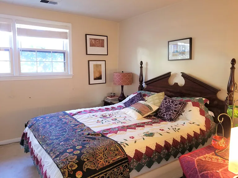 Bedroom (Lower Level)