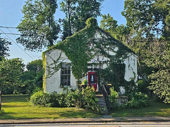 2nd image of 145 Washington St