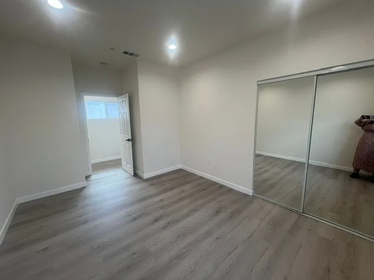 7317 -7321 Garden Grove Avenue — Photo 116