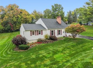 7405 Old Erie View Dr, Fayetteville, NY 13066
