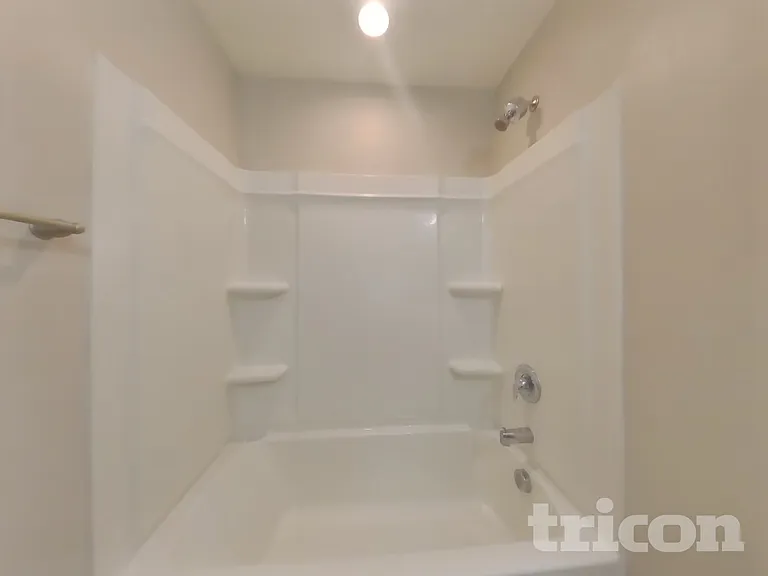 206 Churchill Dr — Photo 13