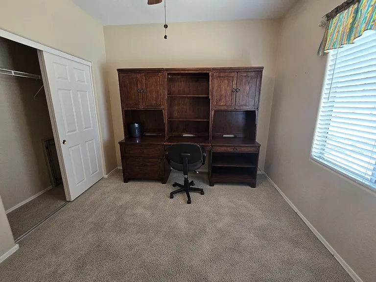 16406 W Peppertree Ct — Photo 22