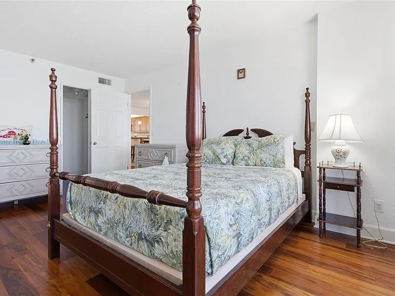 17900 Gulf Blvd #12C — Photo 23