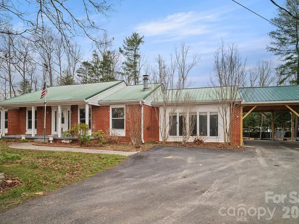 185 O'O King Dr, Flat Rock, NC 28731