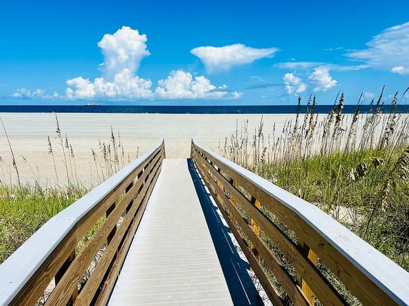 111 10th St, Saint Augustine, FL 32080