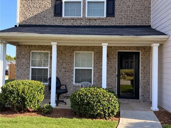3568 Rock Ridge Dr, Rex, GA 30273