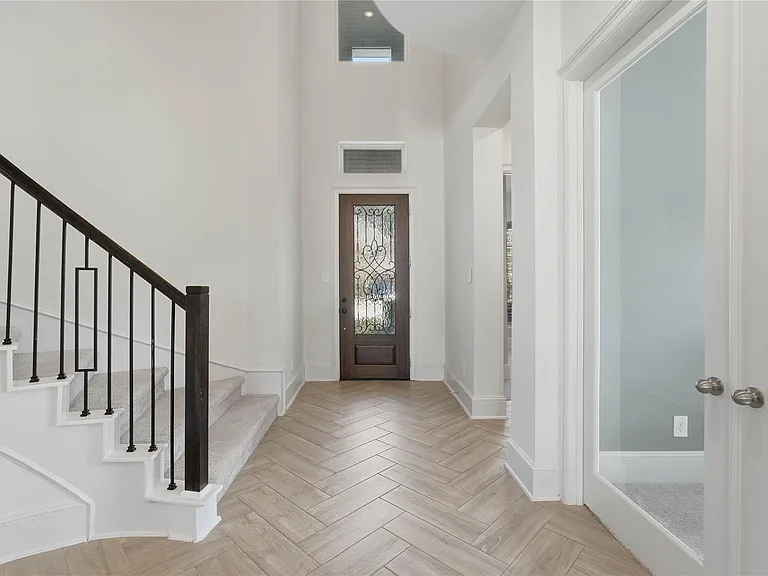 318 Calmato Woods Way — Photo 3