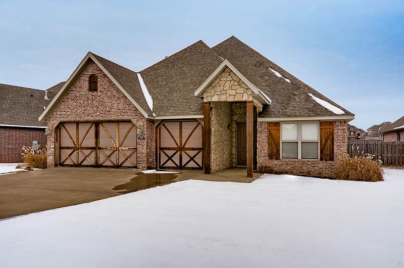 1st image of 3504 SW Crosswinds Blvd