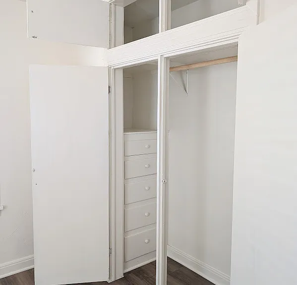 728 Locust St — Photo 11