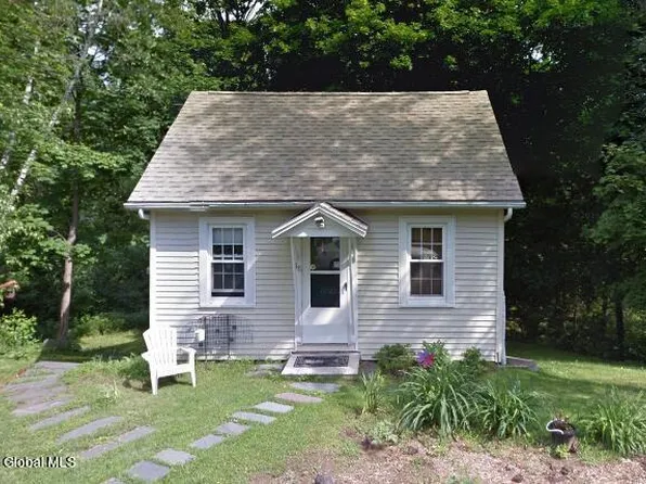 18 Irons Lane, Albany, NY 12203
