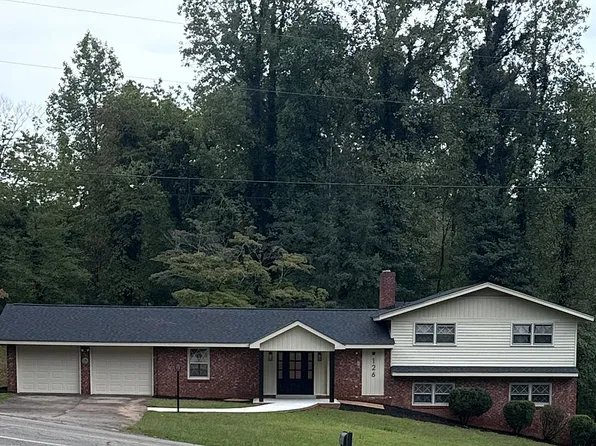 126 Brookwood Dr, Seneca, SC 29678