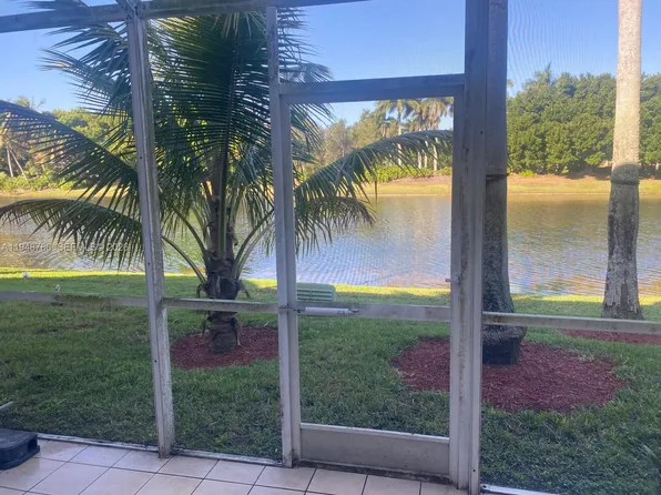 2237 Salerno Cir, Fort Lauderdale, FL 33327