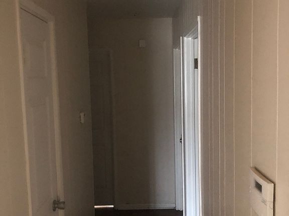 3rd image of 1324 Balmoral Ave