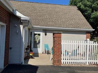 869 N High Point Rd, Madison, WI 53717