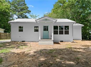 5233 Groovers Landing Rd SE, Acworth, GA 30101