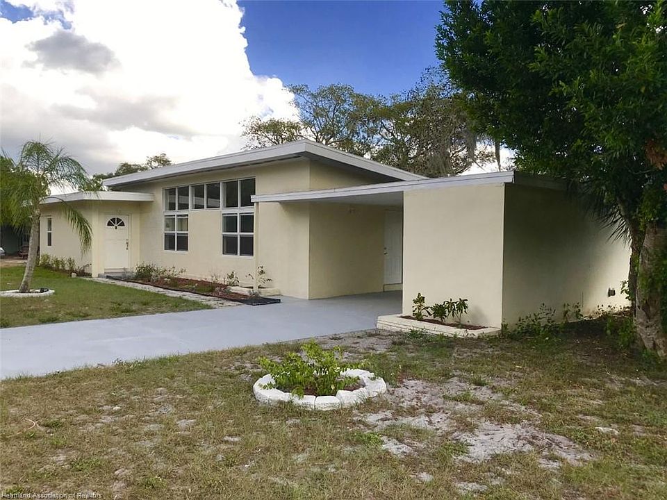 1st image of 1821 E Recreation Dr
