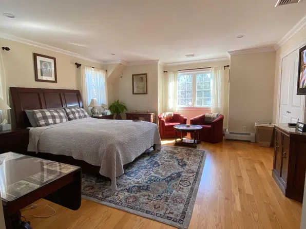 20 Ingleside Ave, Norwalk, CT 06850