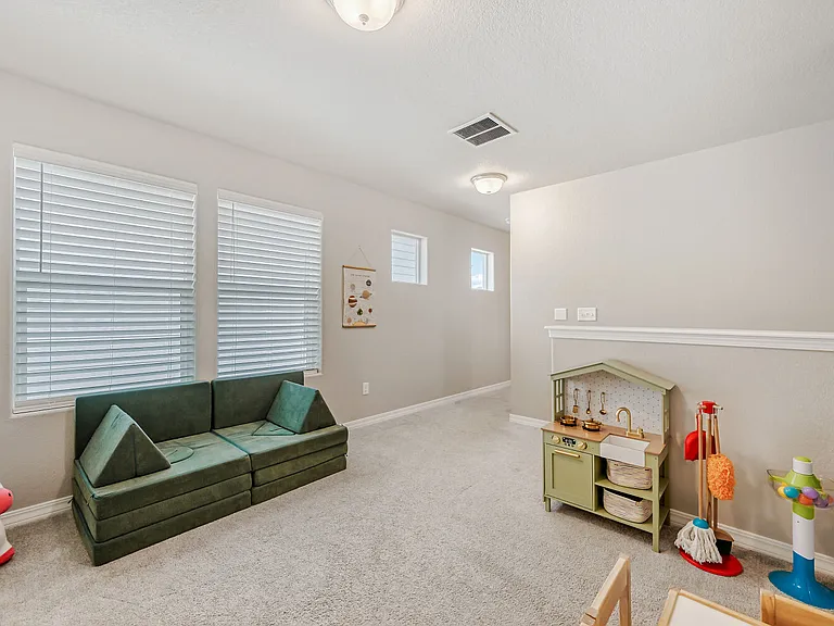 8116 Kittrick Pl — Photo 12
