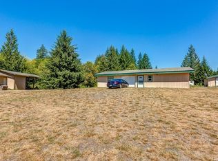 209 Stillmeadows Ln, Castle Rock, WA 98611