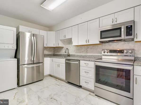 3330 N Leisure World Blvd APT 412, Silver Spring, MD 20906