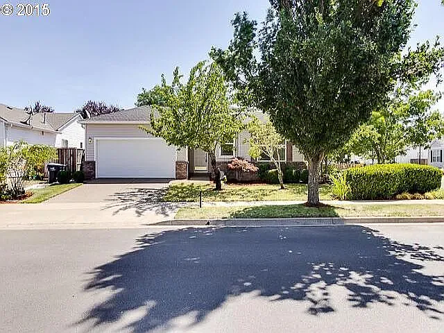 1215 Rupp St — Photo 1