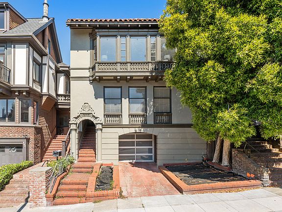 3rd image of 916 Ashbury St #916