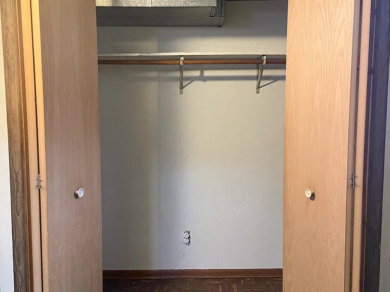 1959 Lincoln Dr — Photo 14