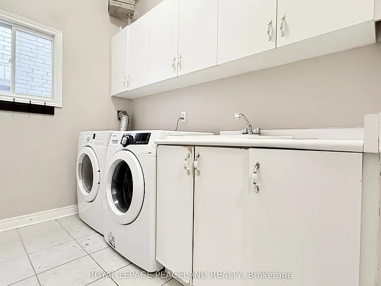 110 Annina Cres — Photo 26