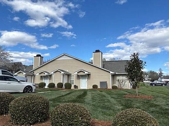 2nd image of 3917 Westridge Meadow Cir