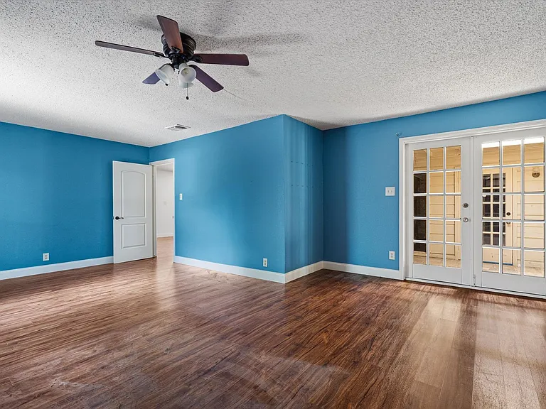 2106 Allred Dr — Photo 21