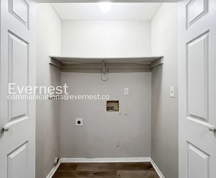 7594 Iris Dr — Photo 11