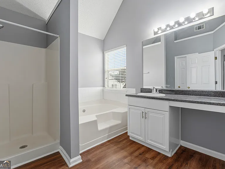 11925 Spring Lake Way — Photo 22