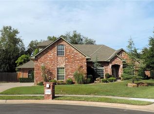 13916 Plantation Way, Edmond, OK 73013