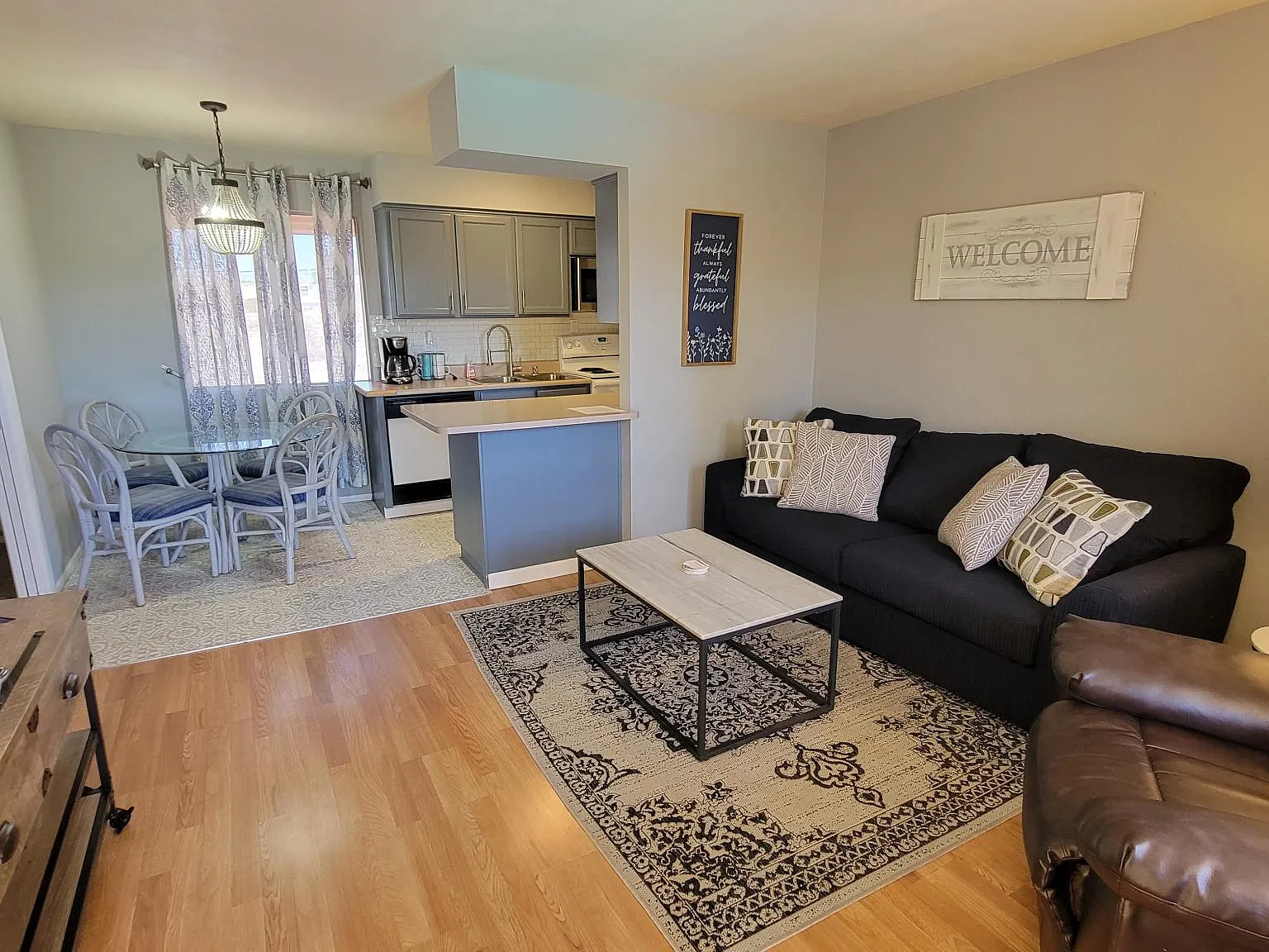 1 bed, 544 sqft, $1,200 — Photo 4