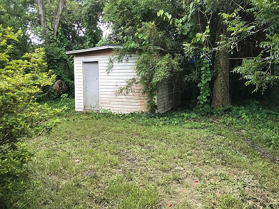 5th image of 1250 W 27th St