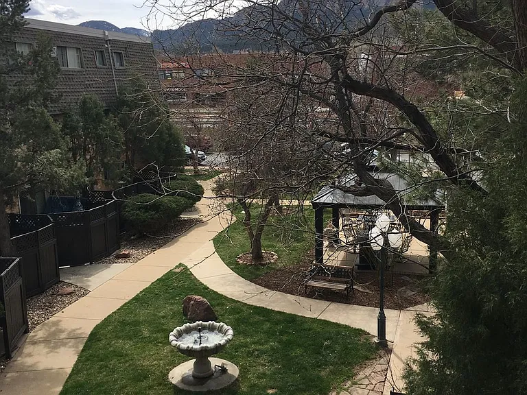 Park Mesa — Photo 30