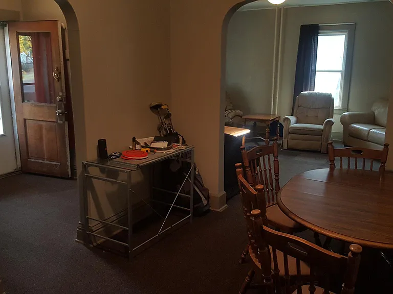 915 N 7th Ave E — Photo 10