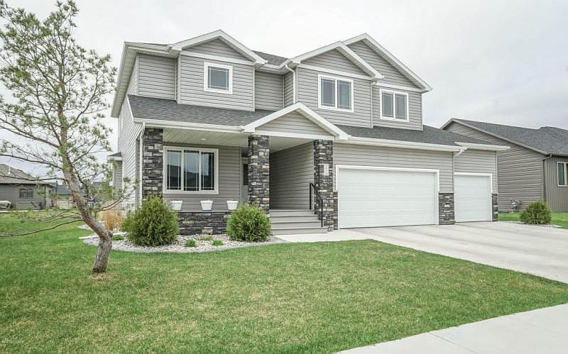 1st image of 3864 Reserve Dr E