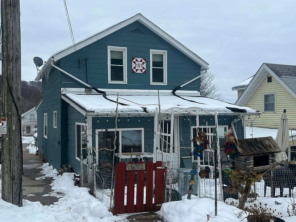 1st image of 151 De Soto St
