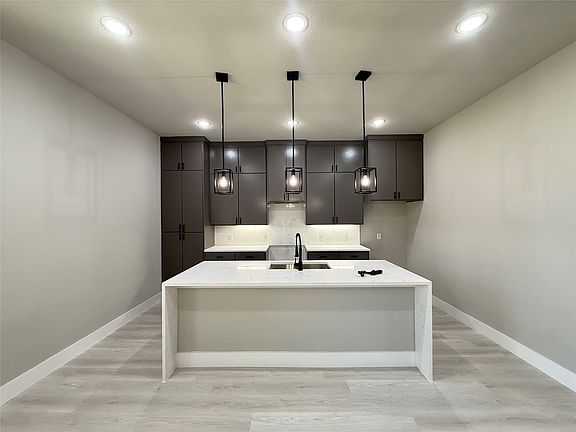 5th image of 3322 Springview Ave