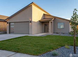 1137 9th Ave NE, Ephrata, WA 98823