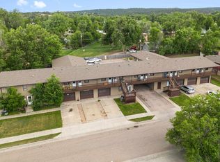 3313 Leland Ln, Rapid City, SD 57702
