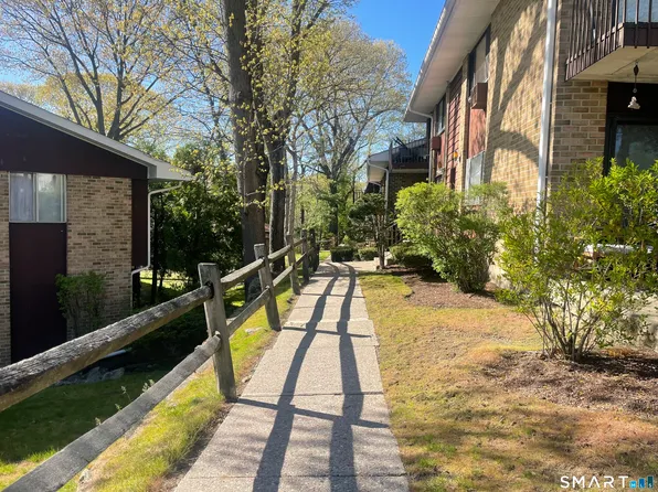 177 Kennedy Drive #177, Bridgeport, CT 06606