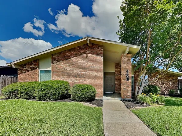 4208 O'Hare Dr, Mesquite, TX 75150