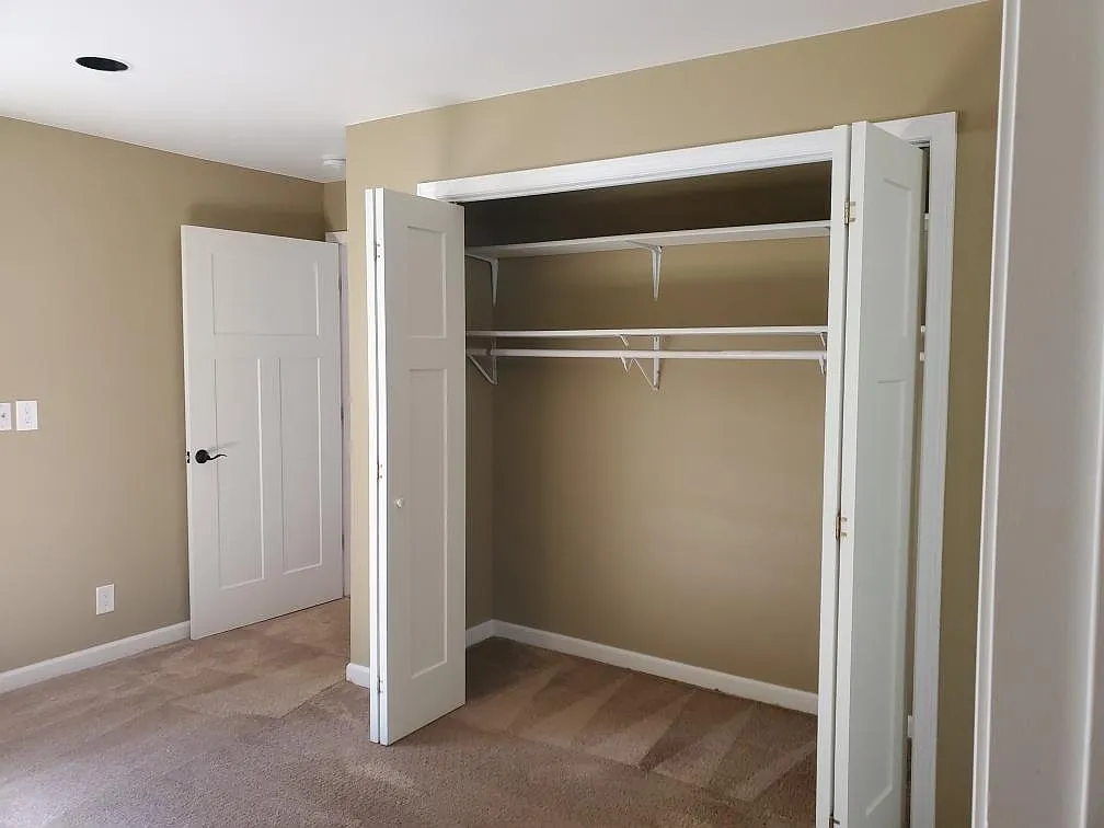 49 Folsom Pl — Photo 3
