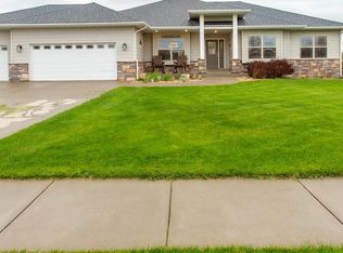 5406 Bethpage Dr, Rapid City, SD 57702